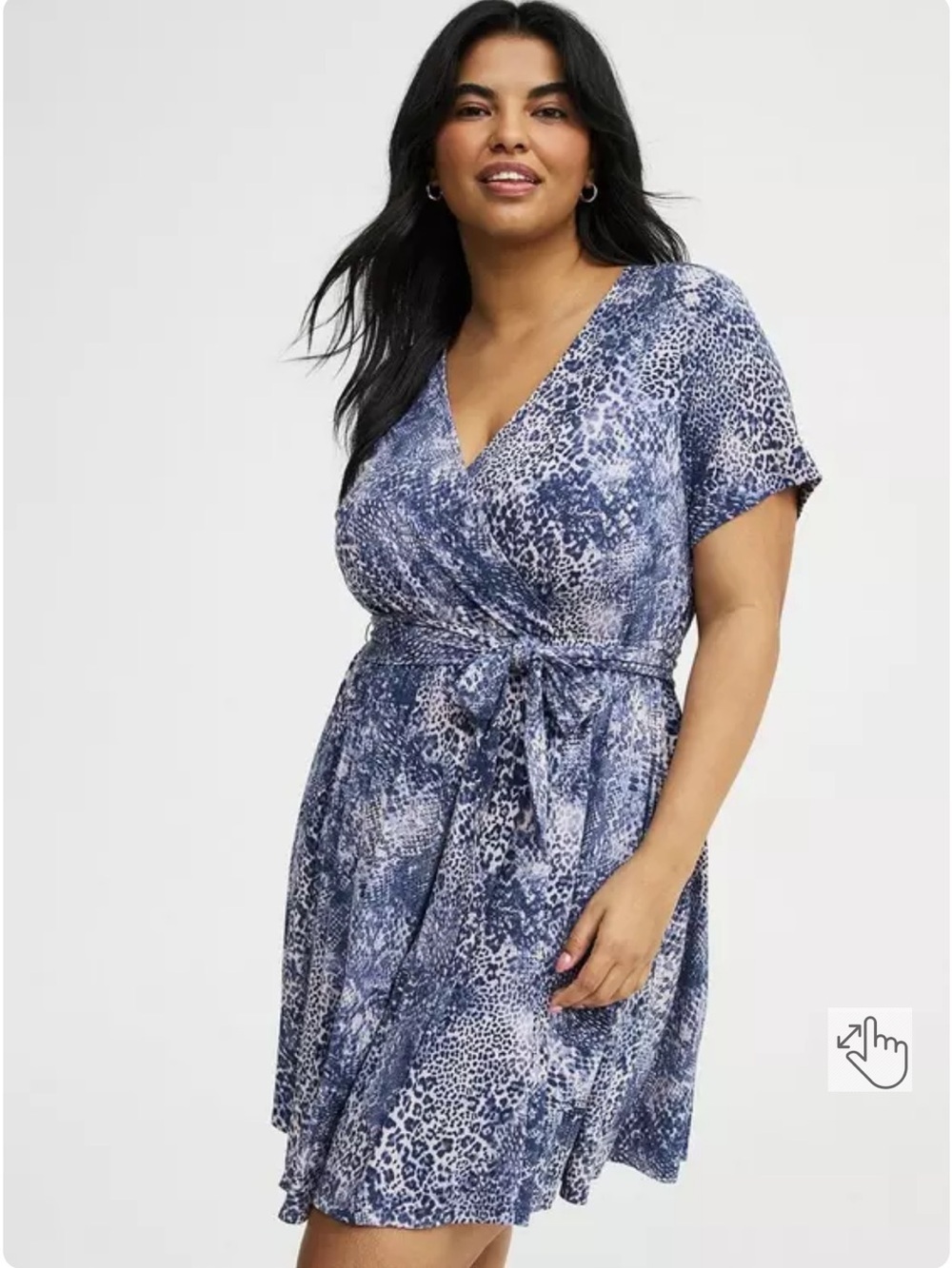 NWT Torrid STUDIO KNIT SURPLICE ROMPER
DIVA SNAKESIN BLUE
